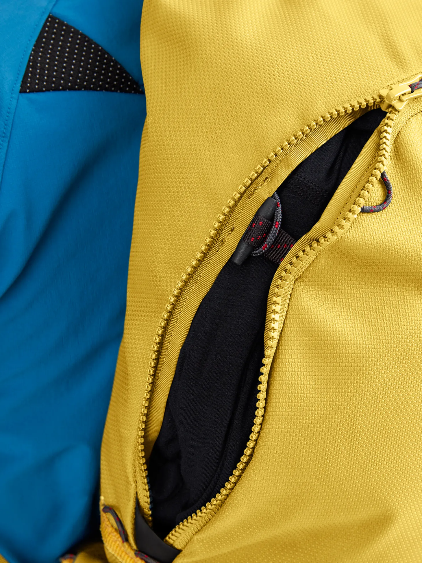 Klättermusen Toppryggsäckar (2-15L)-Bure Dusty Yellow