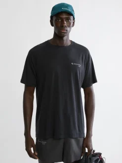 Klättermusen T-Shirts & Toppar-Groa Ruby Red