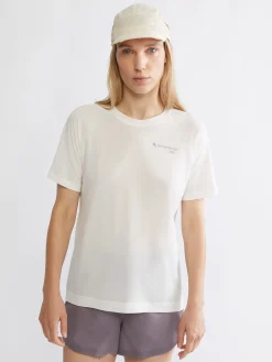 Klättermusen T-Shirts & Toppar-Groa Ruby Red